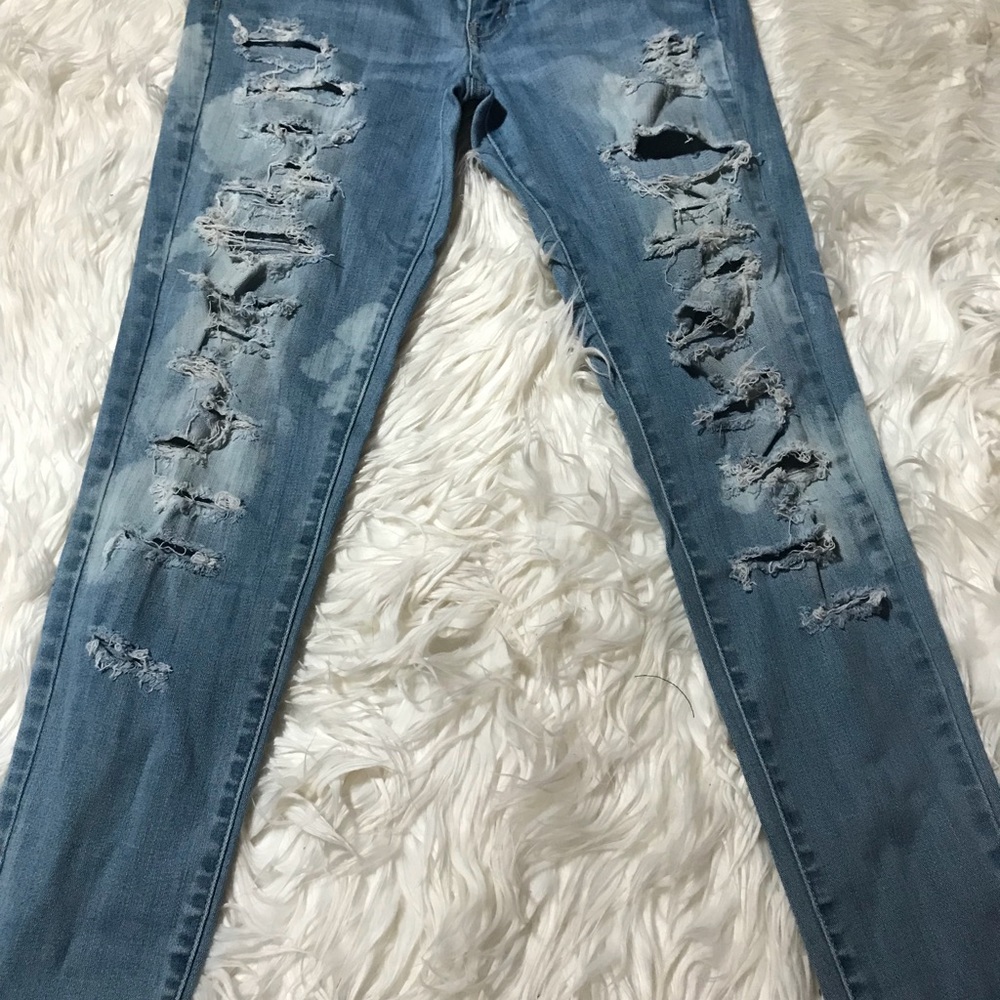 Jeans - Picture 2 of 3